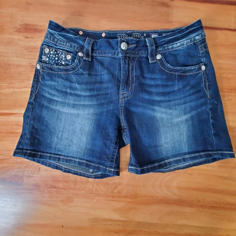 Miss Me Mid Rise Easy Shorts Denim Jean 29 Embellished Western Sequined Stretch